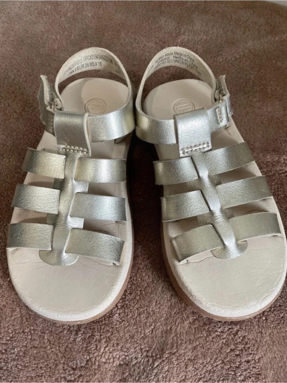 Wonder nation sandals size 9